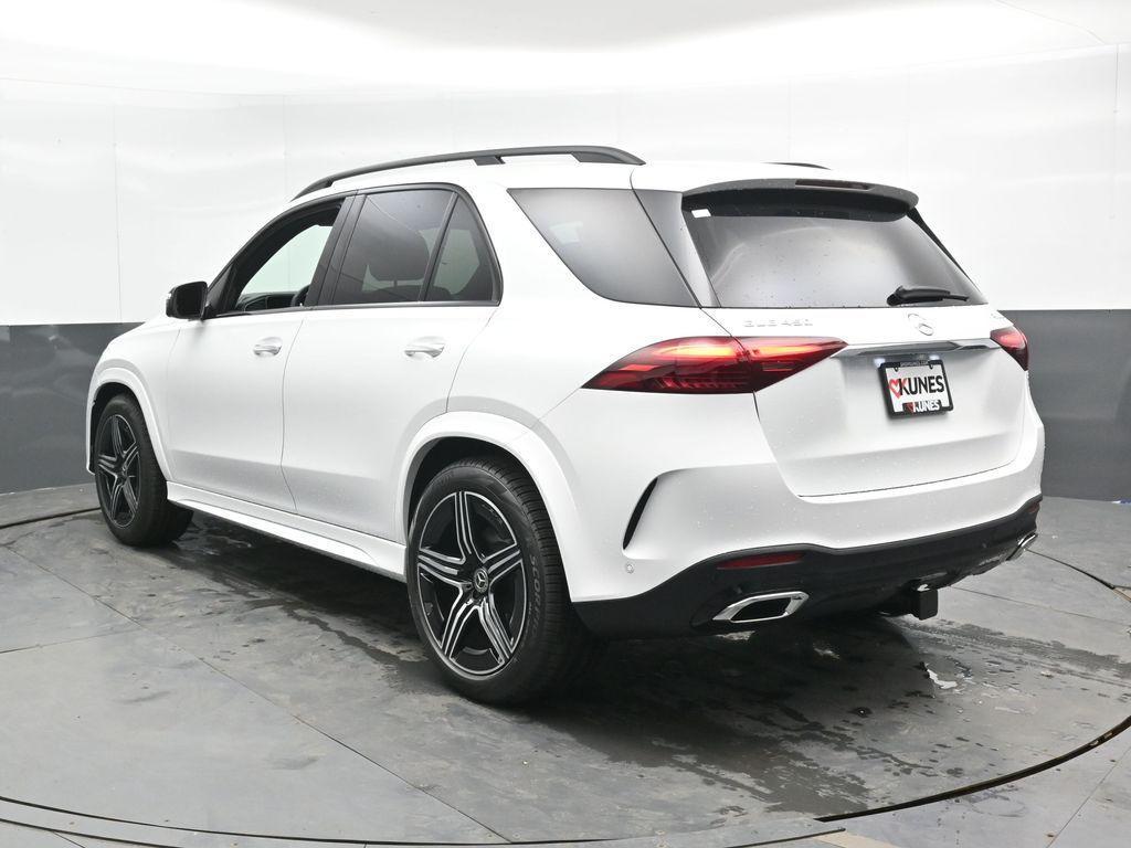 new 2026 Mercedes-Benz GLE 450 car, priced at $78,250
