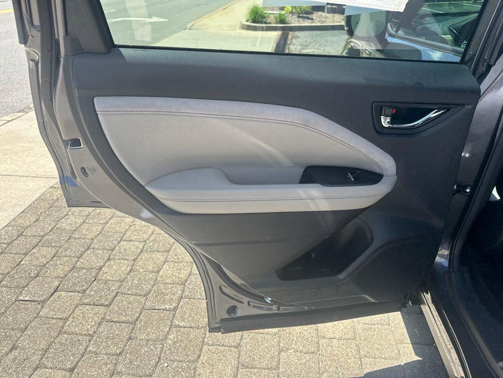 new 2026 Subaru Forester Hybrid car, priced at $41,967