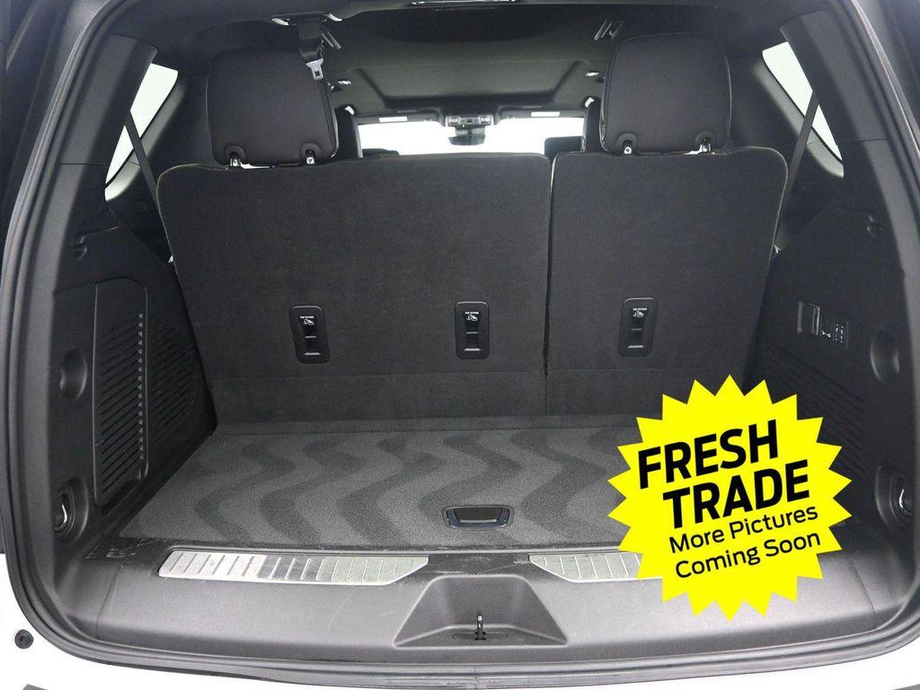 used 2025 GMC Yukon car, priced at $90,960