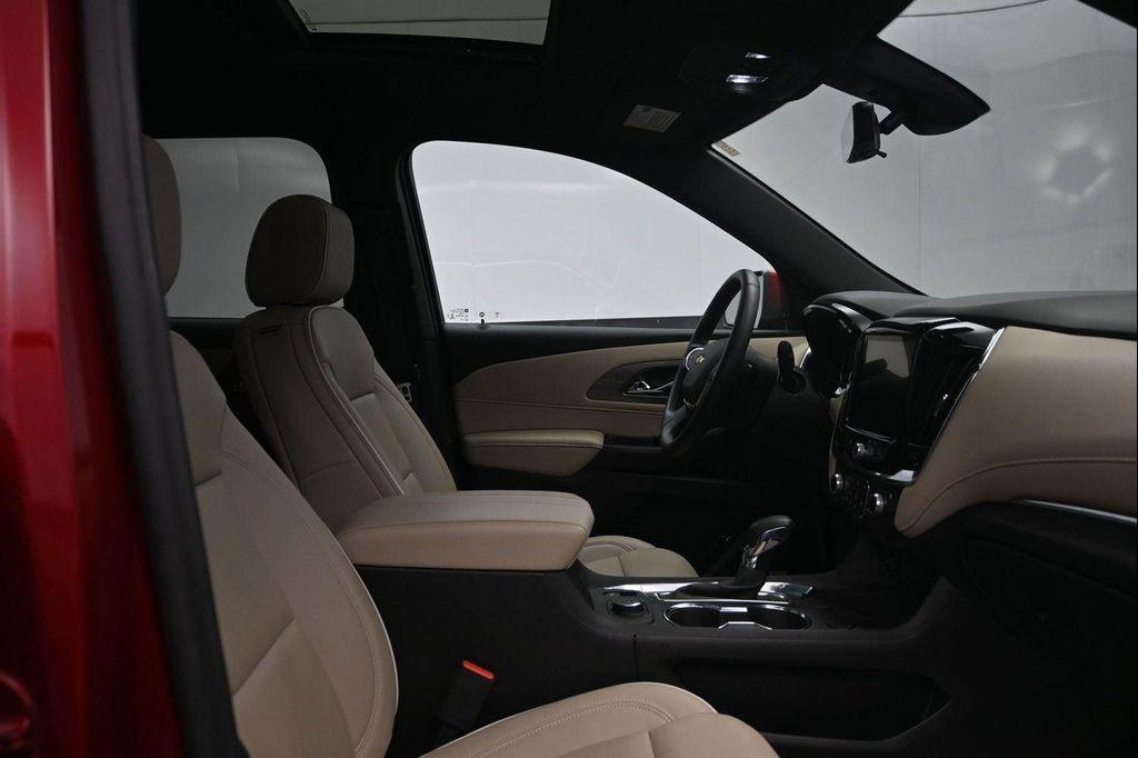 used 2023 Chevrolet Traverse car, priced at $39,160