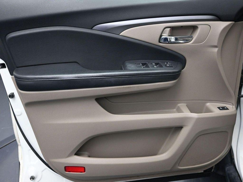 used 2016 Honda Pilot car