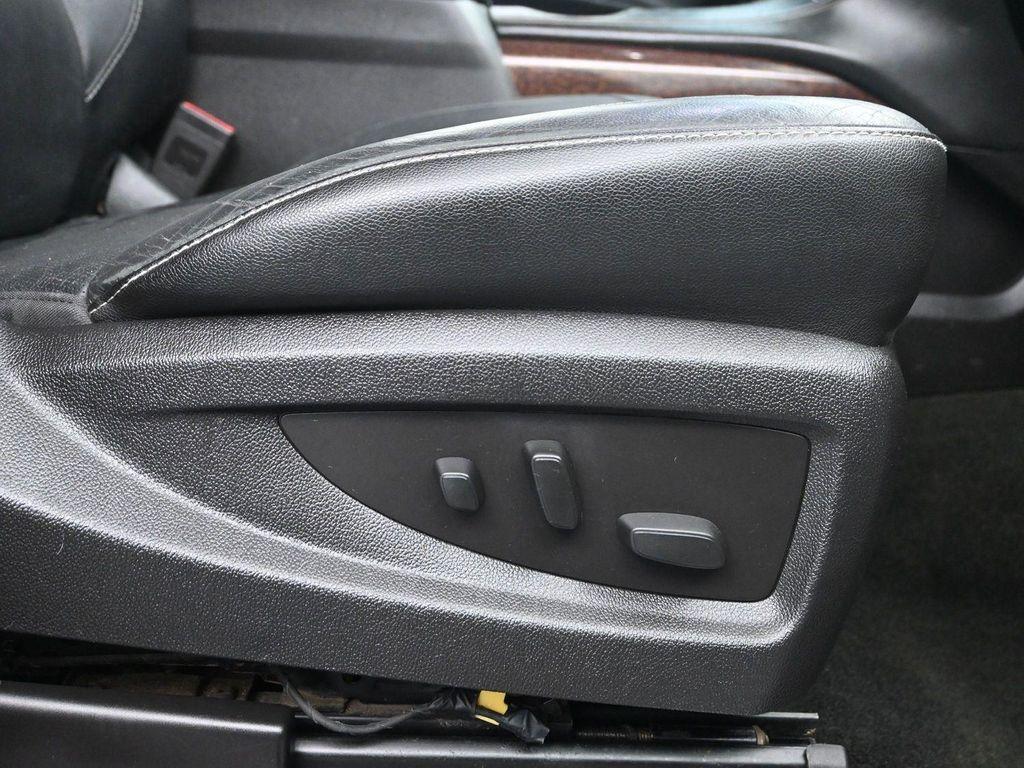 used 2017 GMC Yukon XL car, priced at $13,475