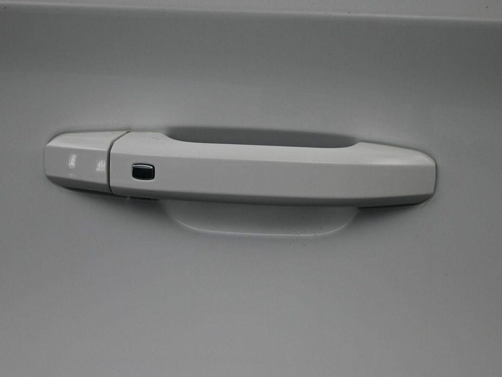 used 2017 GMC Yukon XL car, priced at $13,475