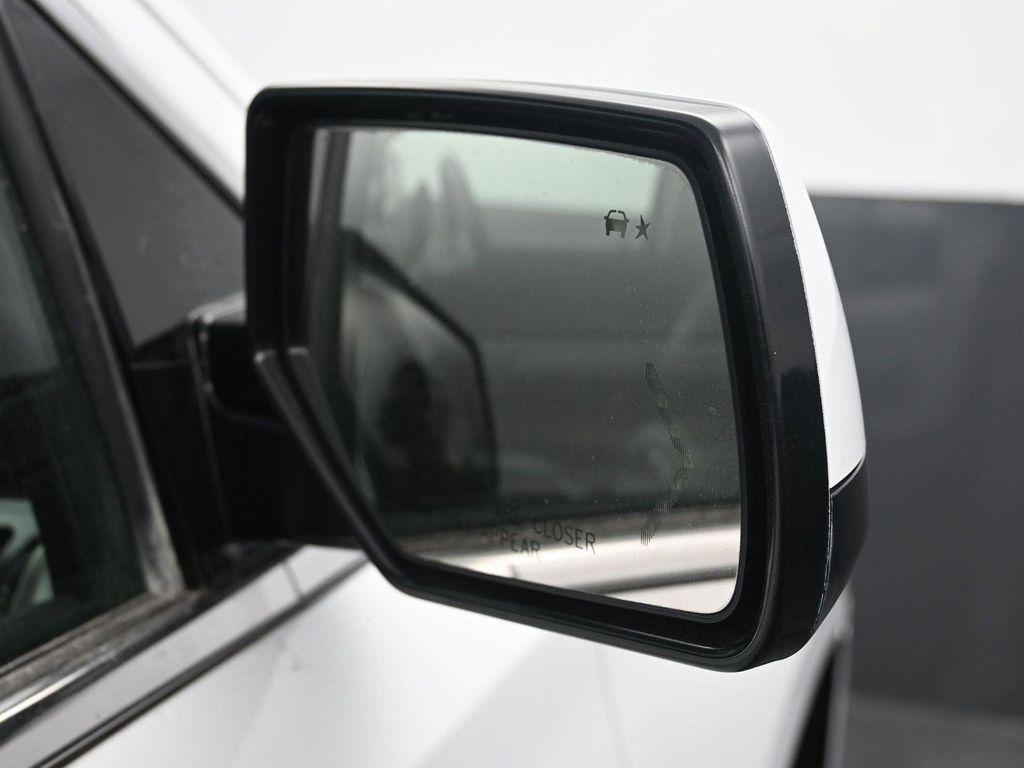 used 2017 GMC Yukon XL car, priced at $13,475