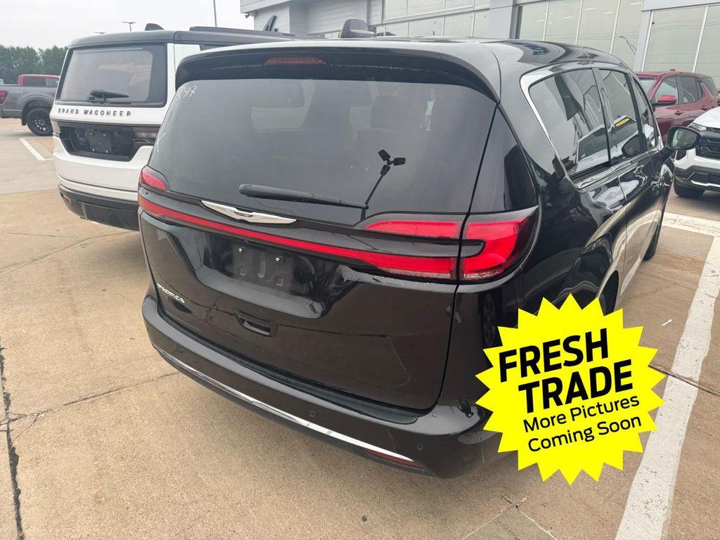 used 2024 Chrysler Pacifica car, priced at $27,655