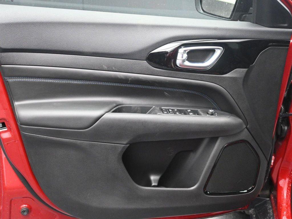 new 2026 Jeep Compass car, priced at $33,236