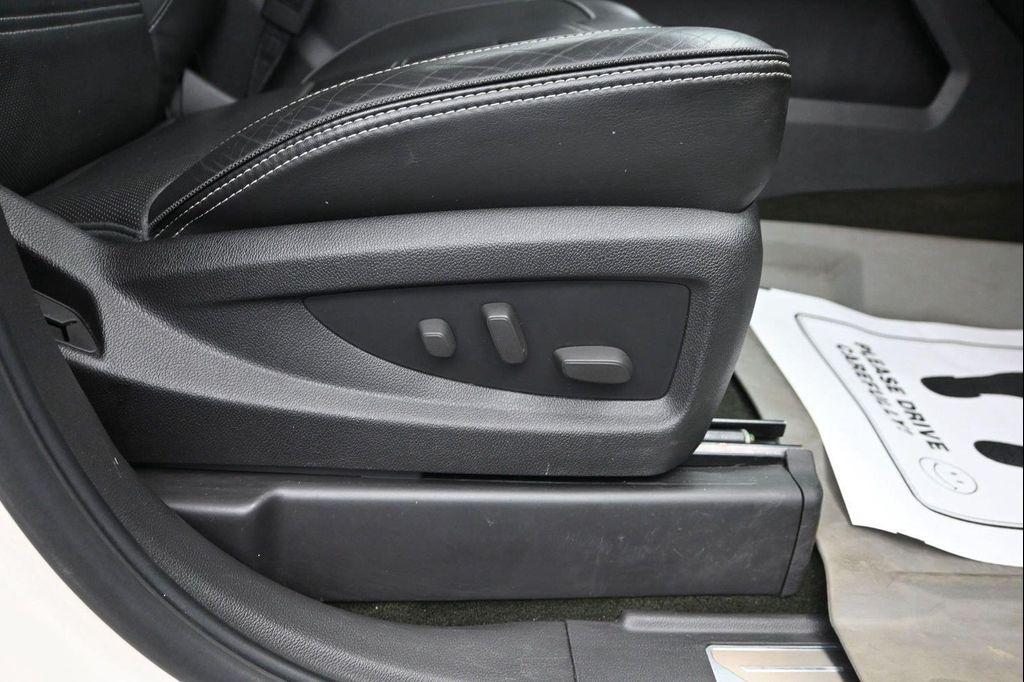 used 2015 GMC Sierra 1500 car, priced at $19,895