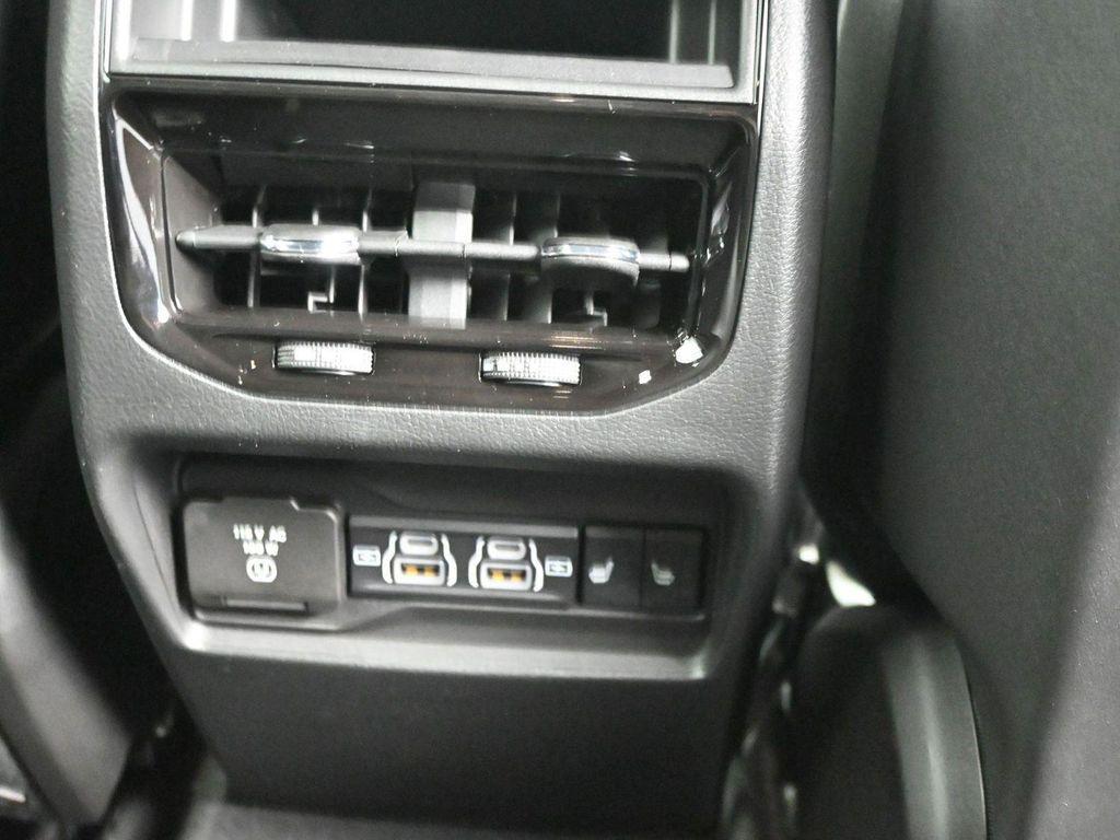 new 2025 Jeep Grand Cherokee car, priced at $52,976