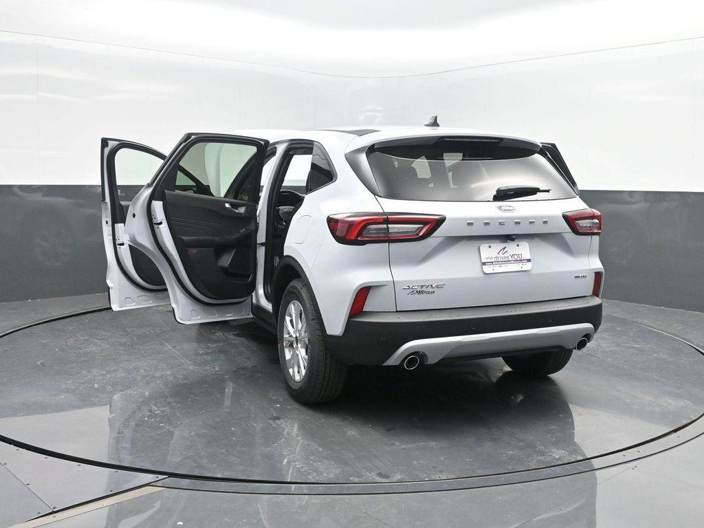 new 2026 Ford Escape car, priced at $37,007
