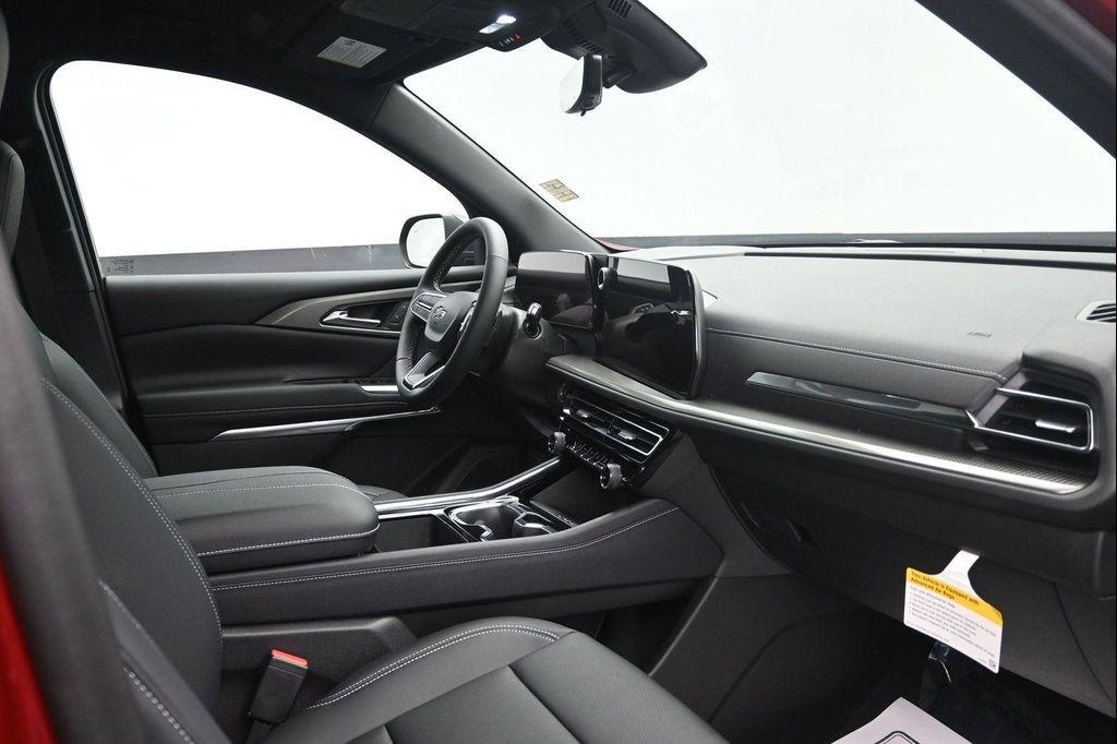 new 2026 Chevrolet Traverse car, priced at $48,978