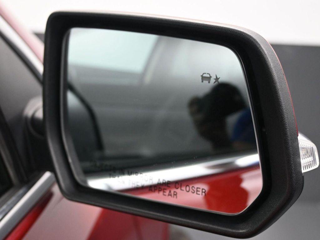 used 2022 GMC Acadia car, priced at $23,420