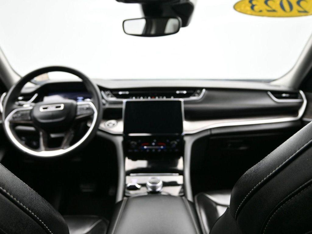 used 2023 Jeep Grand Cherokee car, priced at $27,940