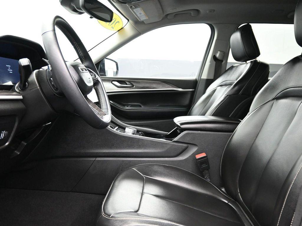 used 2023 Jeep Grand Cherokee car, priced at $27,940