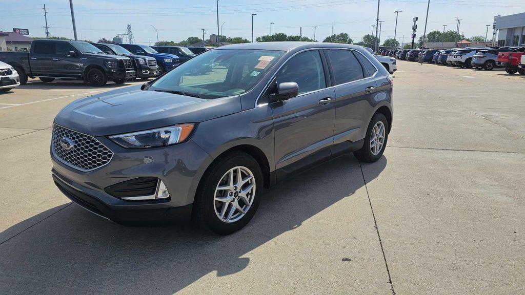 used 2024 Ford Edge car, priced at $27,592
