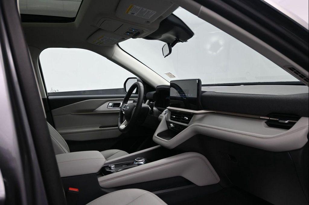 new 2026 Ford Explorer car, priced at $43,981