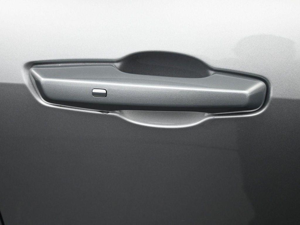 new 2026 Chevrolet Traverse car, priced at $48,805