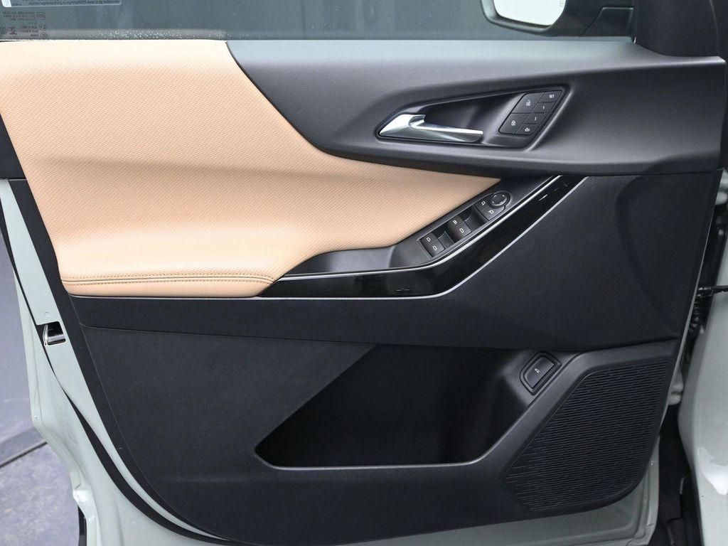 new 2026 Chevrolet Equinox car, priced at $38,557