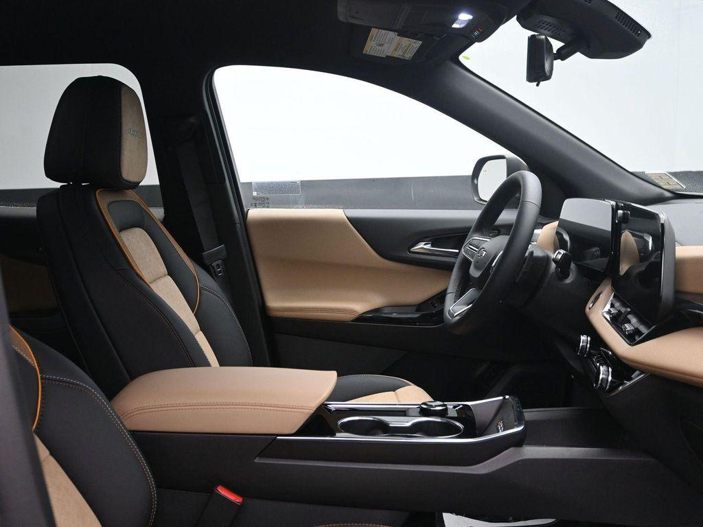 new 2026 Chevrolet Equinox car, priced at $38,557