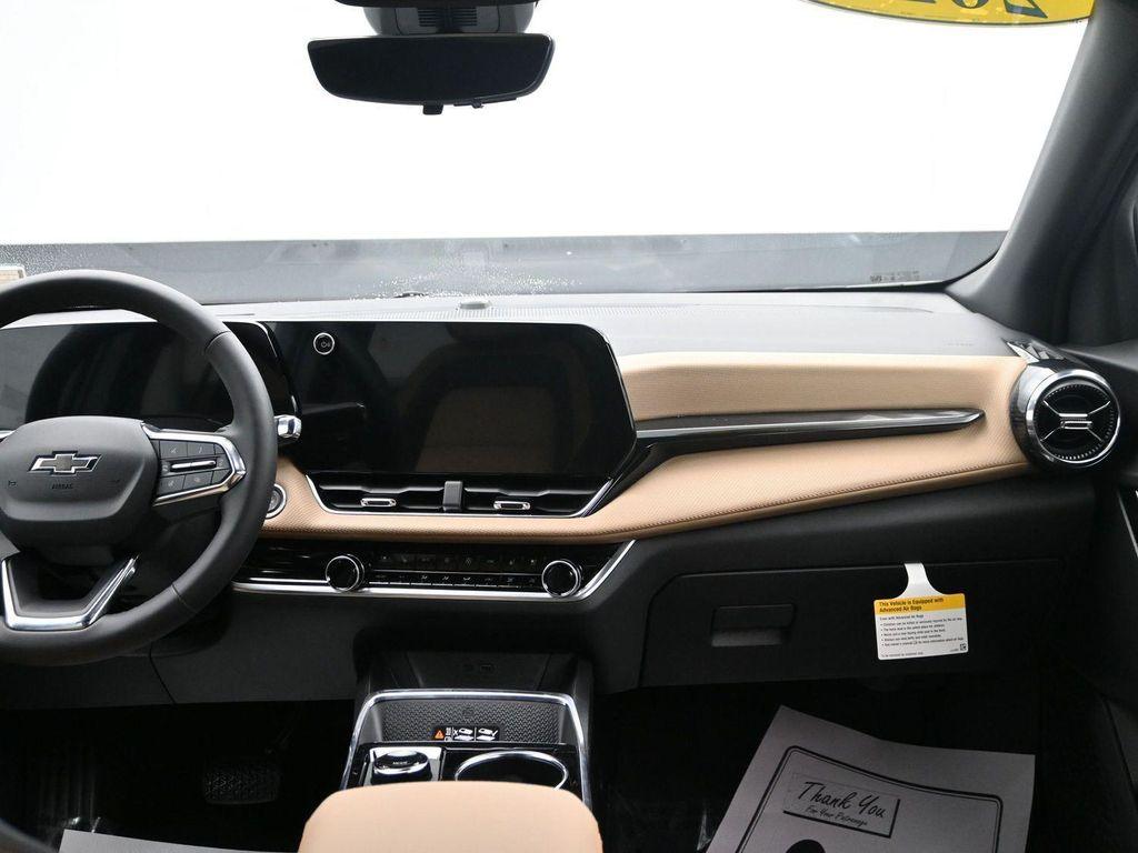 new 2026 Chevrolet Equinox car, priced at $38,557