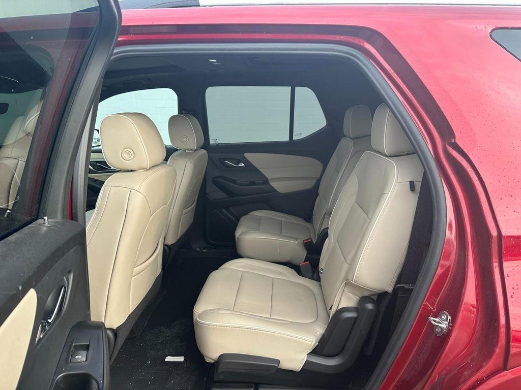 used 2023 Chevrolet Traverse car, priced at $35,980