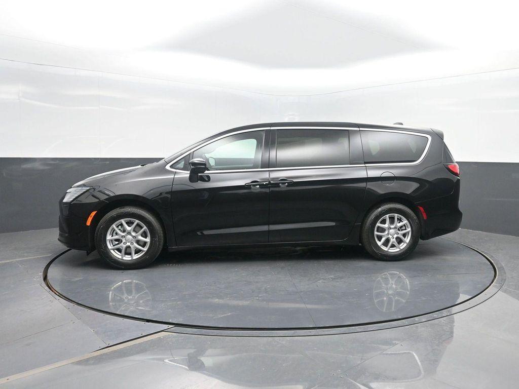 new 2027 Chrysler Pacifica car, priced at $46,416