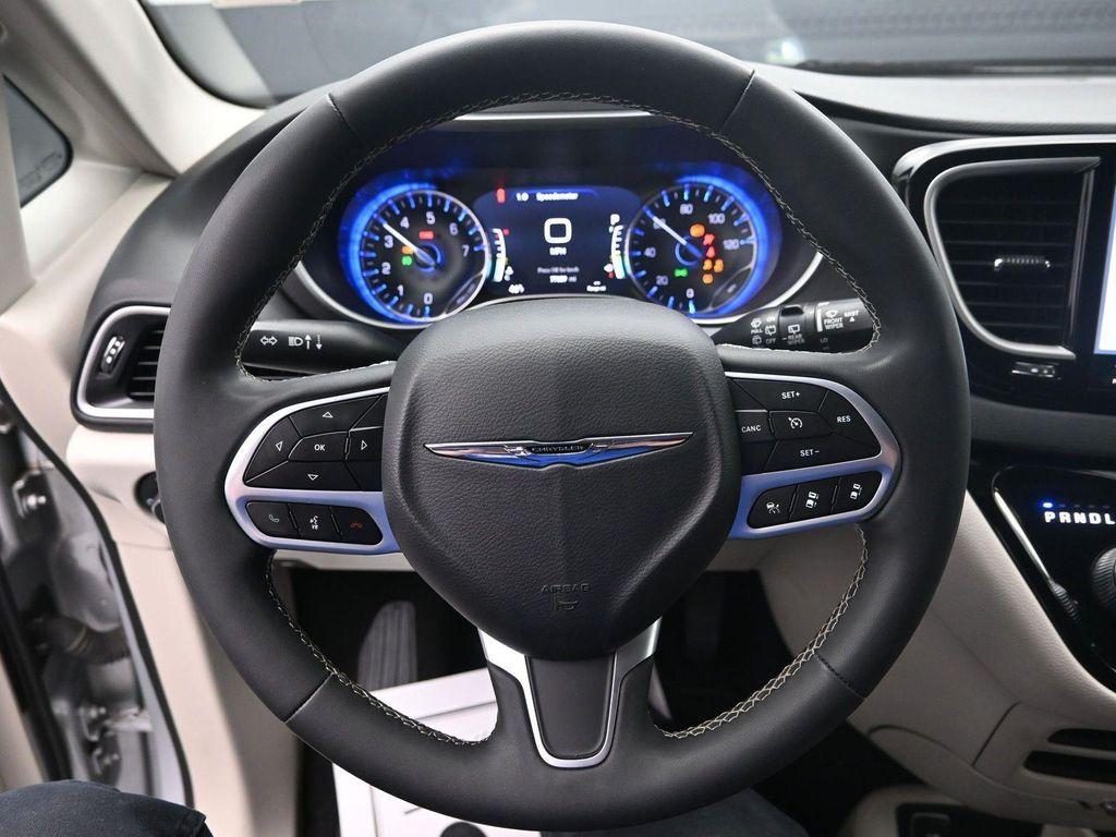 used 2023 Chrysler Pacifica car, priced at $23,913
