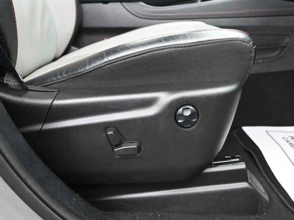 used 2024 Dodge Durango car, priced at $33,426