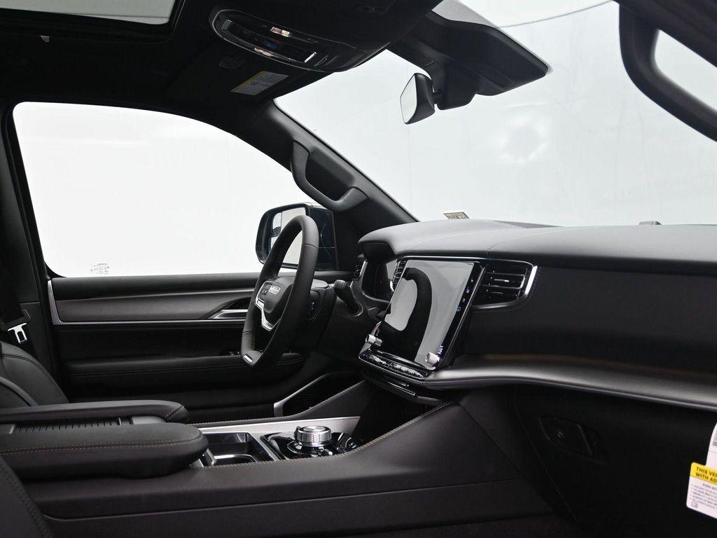 new 2026 Jeep Grand Wagoneer L car, priced at $87,925