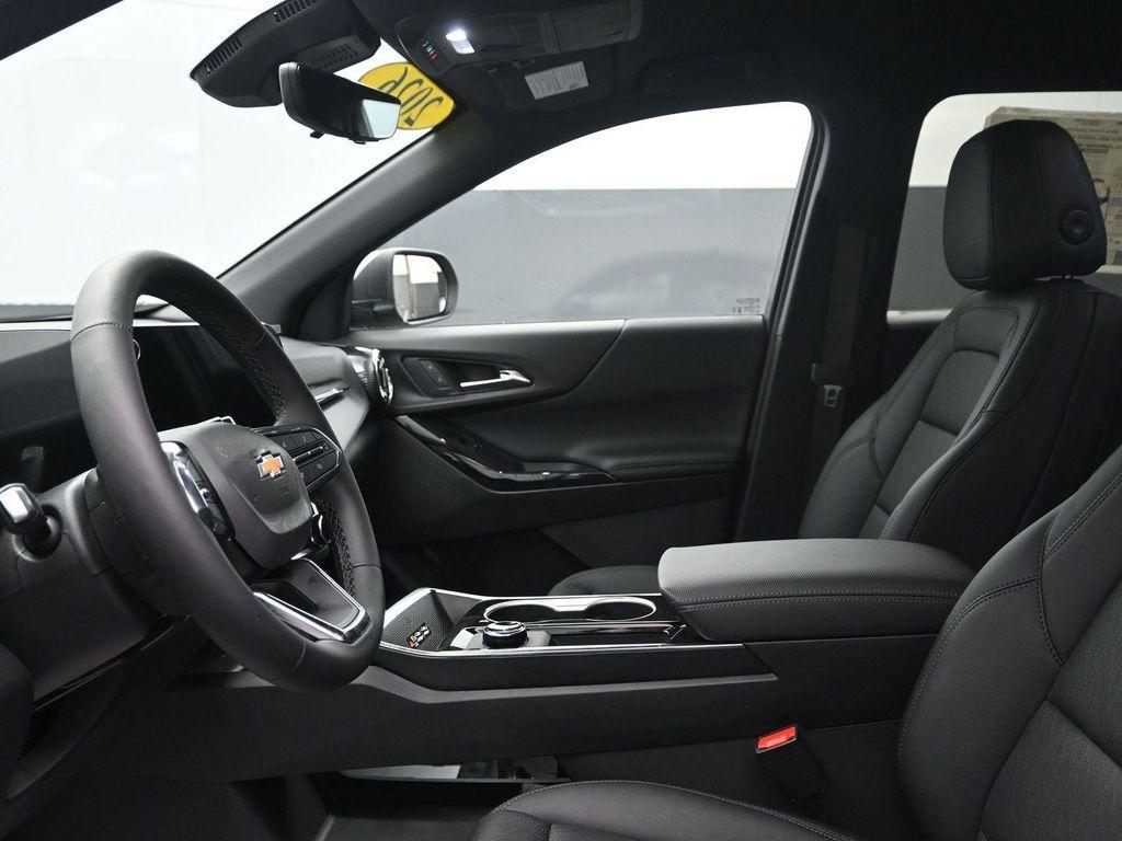 new 2026 Chevrolet Equinox car, priced at $34,845