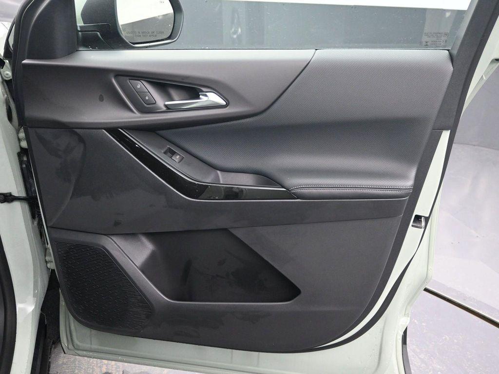 new 2026 Chevrolet Equinox car, priced at $34,845