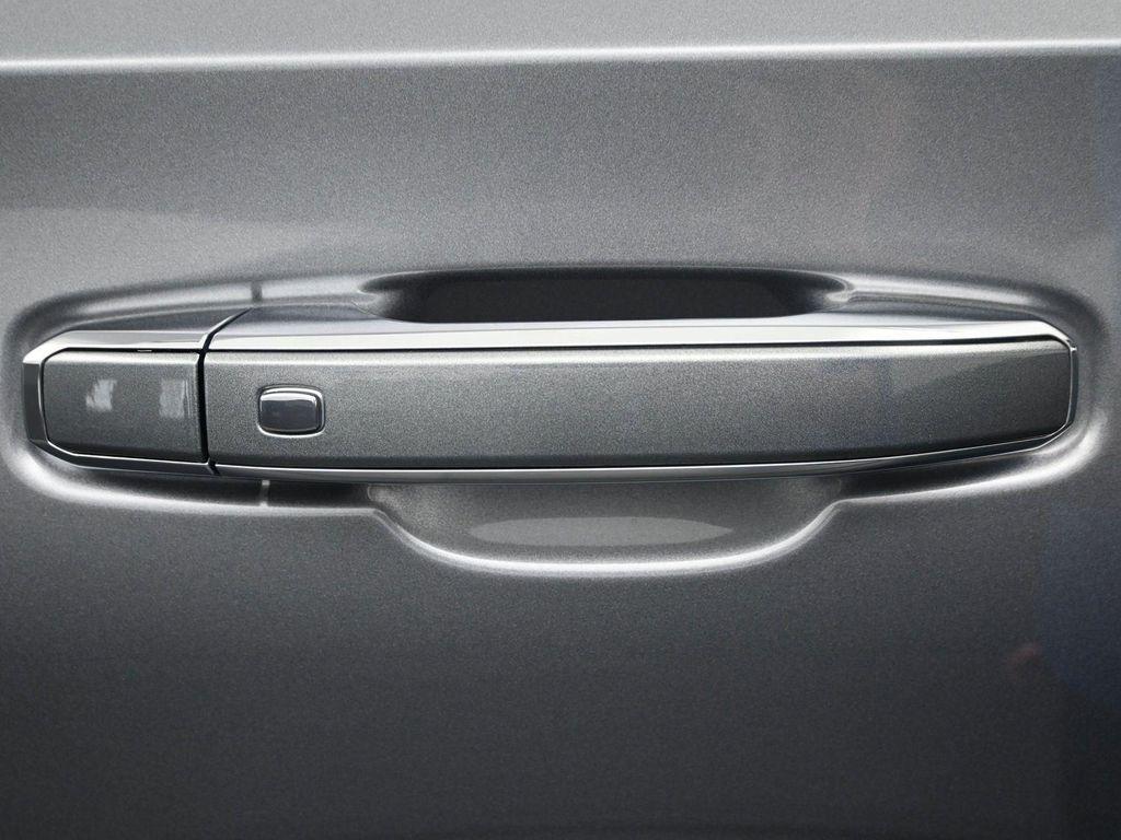 used 2021 GMC Yukon car, priced at $45,963