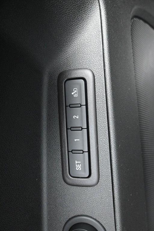 used 2020 Chevrolet Equinox car, priced at $14,725