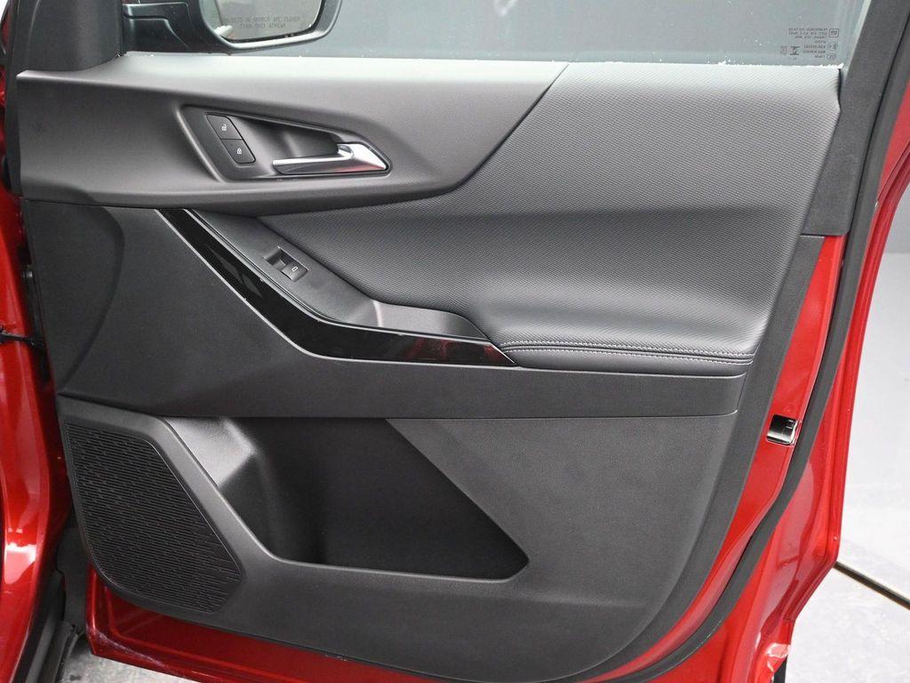 new 2026 Chevrolet Equinox car, priced at $35,756