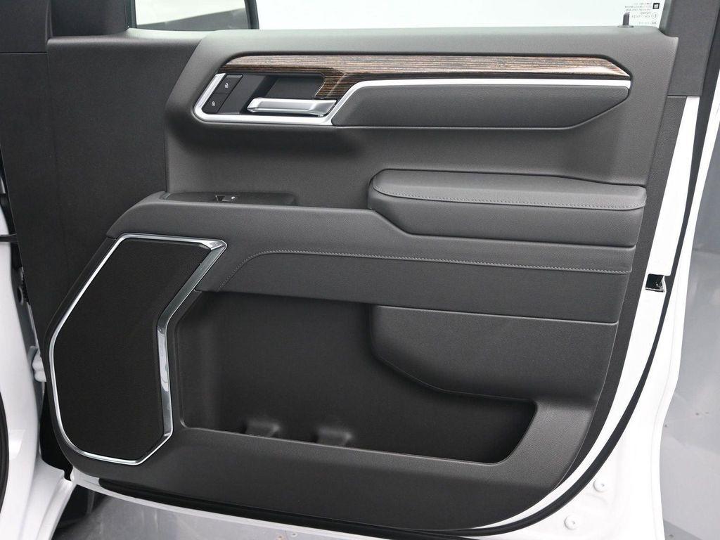 new 2026 GMC Sierra 1500 car, priced at $55,997