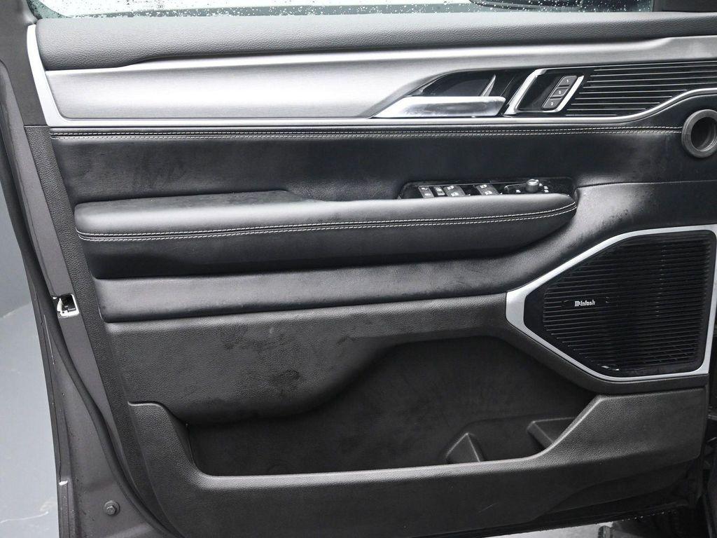 new 2026 Jeep Grand Wagoneer L car, priced at $85,915