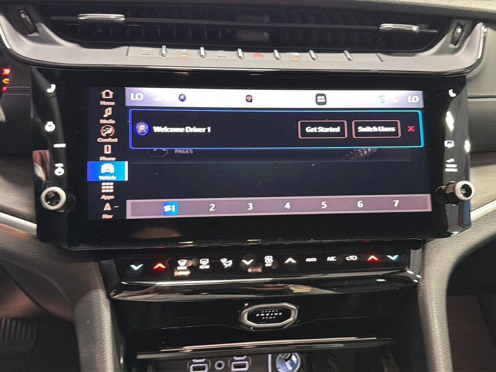 new 2026 Jeep Grand Cherokee car, priced at $47,221