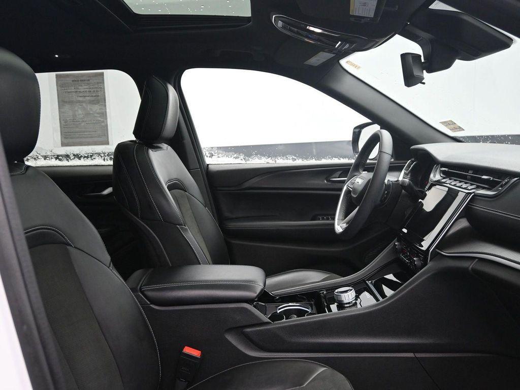 used 2023 Jeep Grand Cherokee car, priced at $30,676