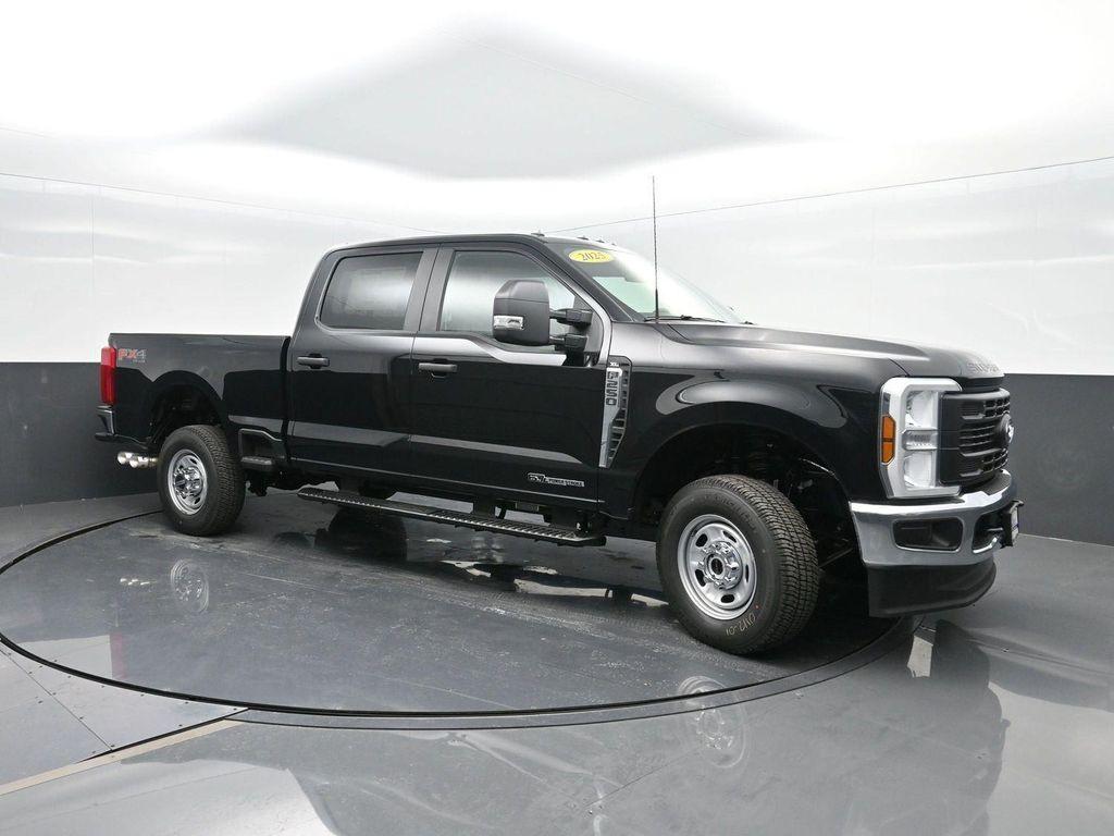 new 2025 Ford F-250 car, priced at $67,290