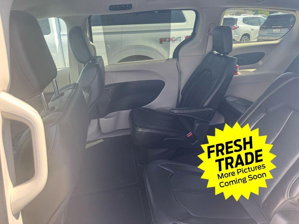 used 2024 Chrysler Pacifica car, priced at $27,655