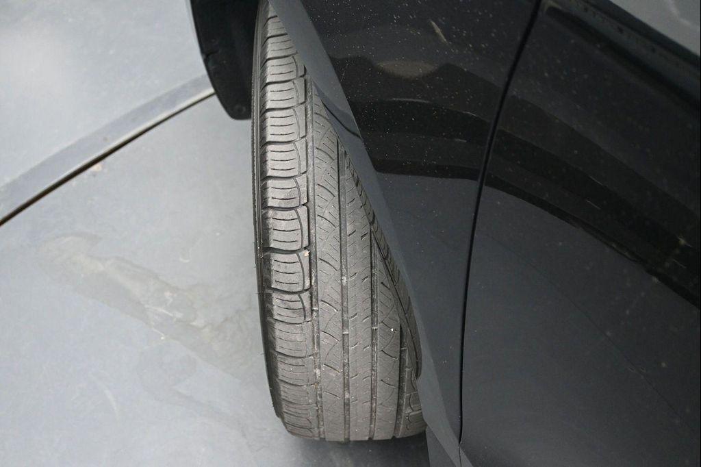 used 2024 Ford Edge car, priced at $28,644