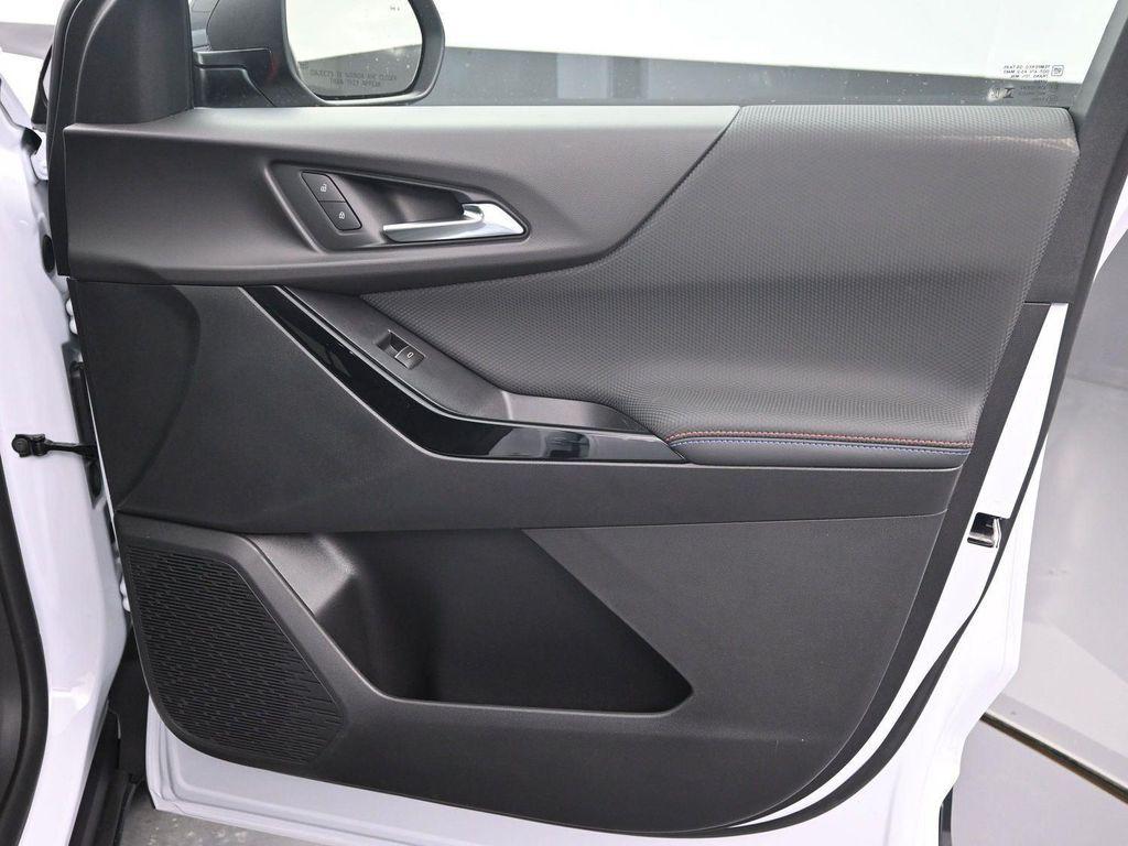 new 2026 Chevrolet Equinox car, priced at $38,227