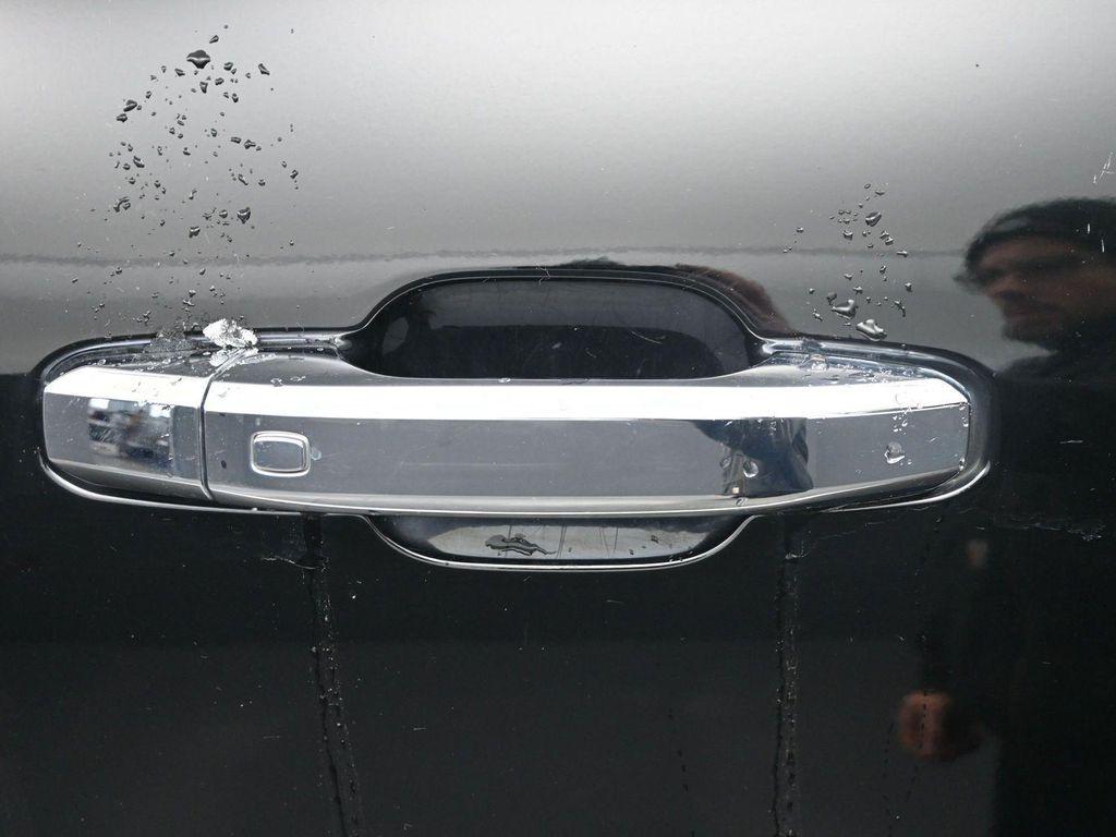 used 2020 Chevrolet Silverado 2500 car, priced at $40,920