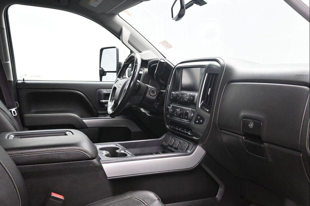 used 2016 Chevrolet Silverado 2500 car, priced at $30,071