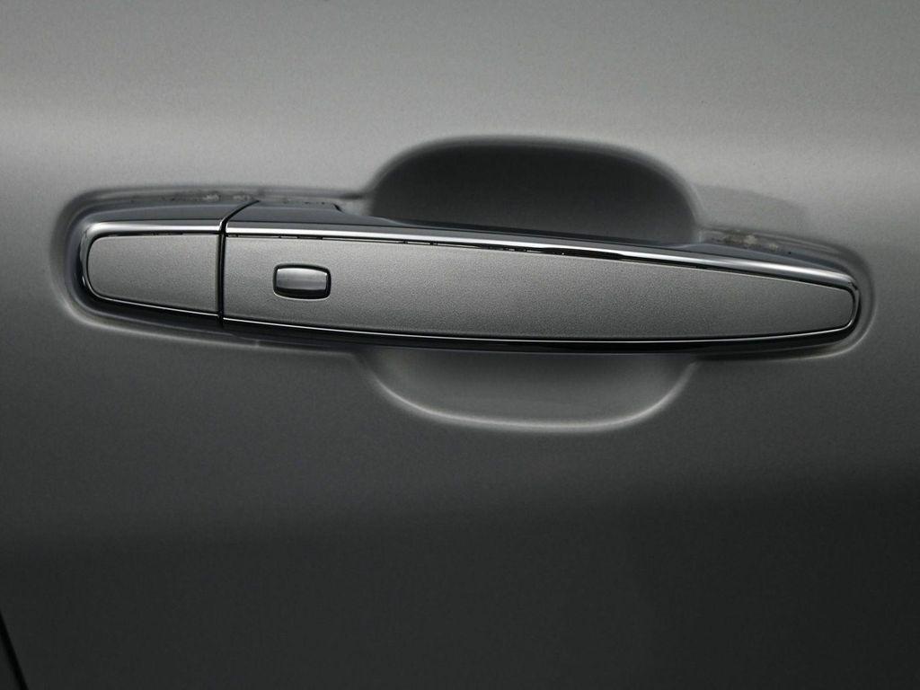 used 2019 Chevrolet Equinox car, priced at $18,642