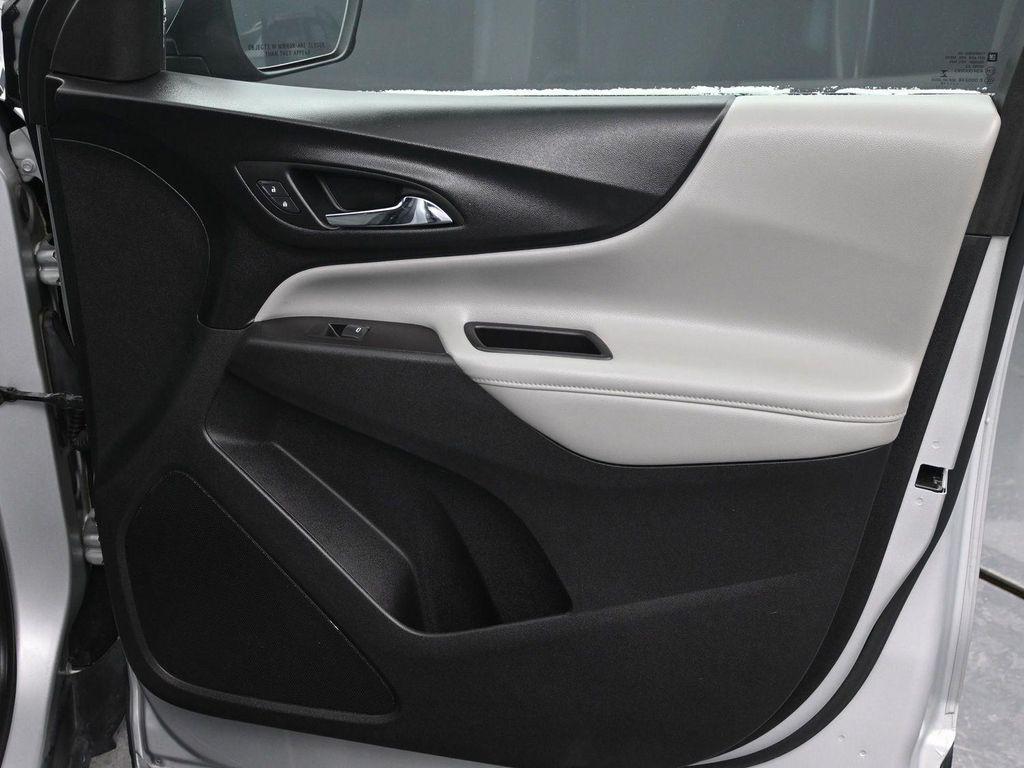 used 2019 Chevrolet Equinox car, priced at $18,642