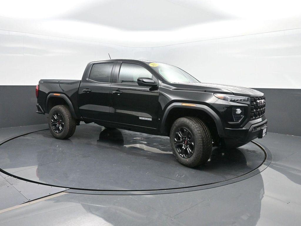 new 2025 GMC Canyon car, priced at $47,245
