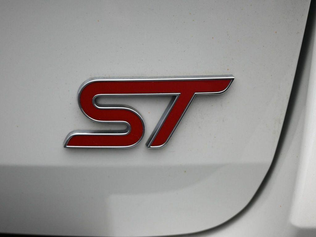 used 2021 Ford Explorer car, priced at $34,259