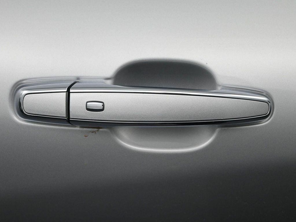 used 2020 Chevrolet Equinox car, priced at $17,890