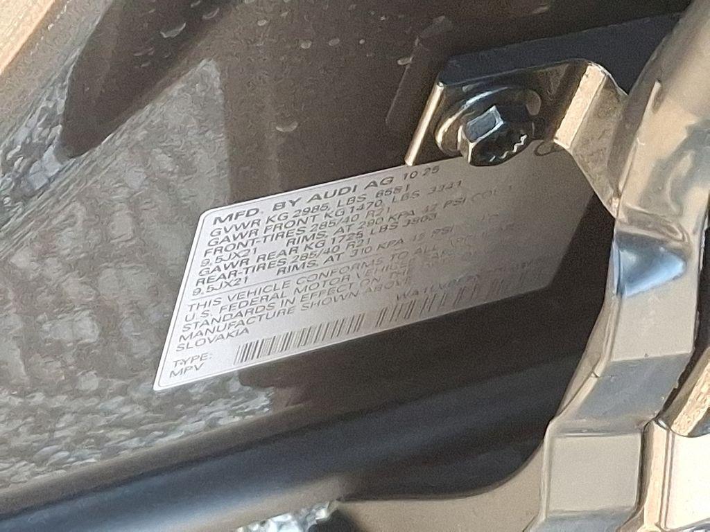 new 2026 Audi Q7 car, priced at $79,005