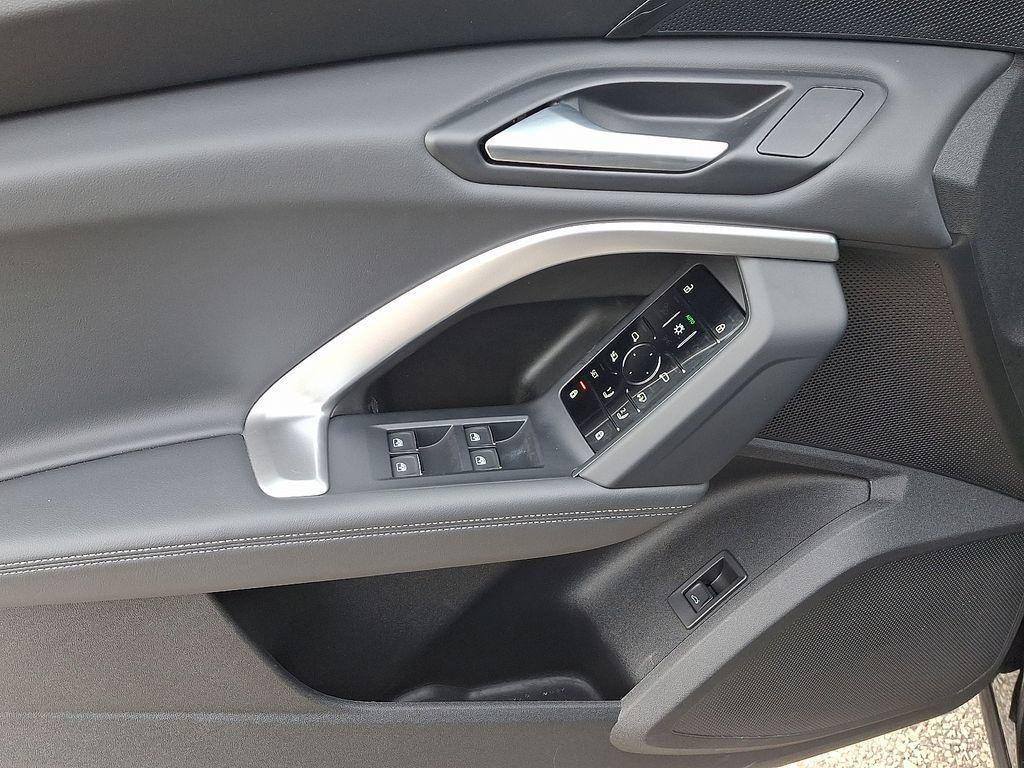 used 2025 Audi Q5 car, priced at $47,999